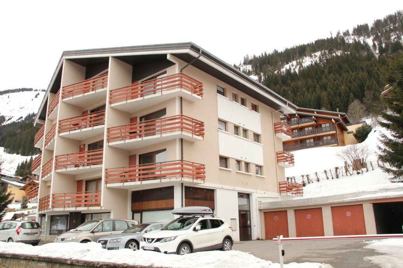 Les Ambrunes Chatel Bagian luar foto